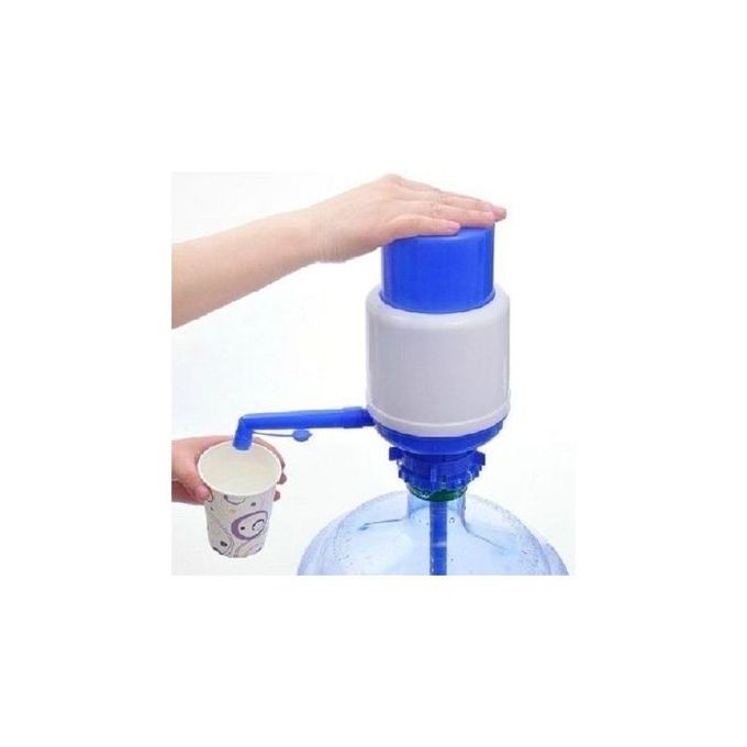 Manual dispenser pump